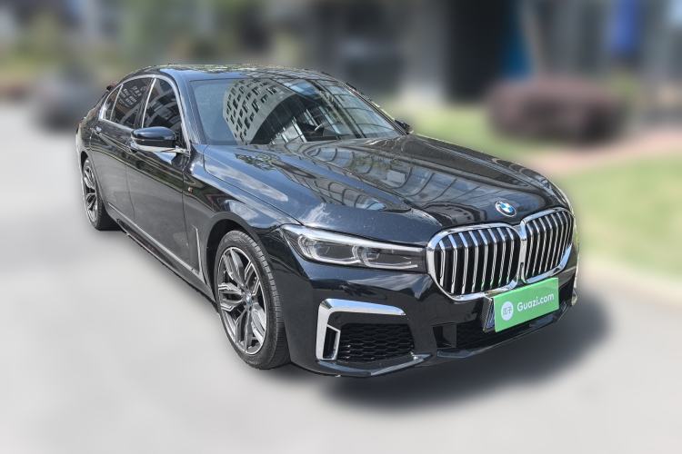 Used BMW 7 Series 2018 730Li Luxury Model Excellence Package Front Right 45 Deg