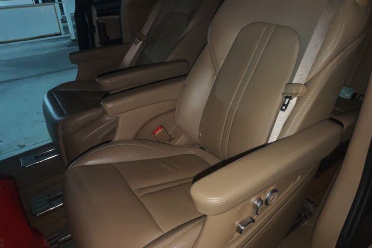 Used Buick GL8 2021 ES Land Cruiser 653T Smart Flagship Model
