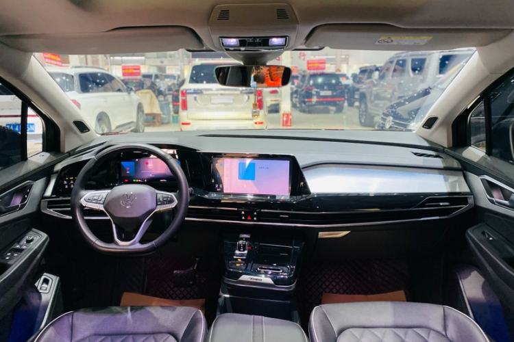 Used Volkswagen Talagon 2022 530TSI Four-Wheel Drive Flagship Shengjing Edition Pro 6-Seater Interior 1