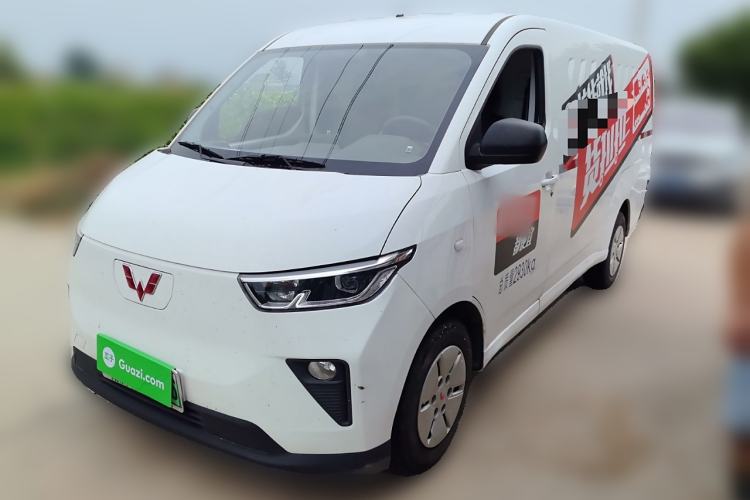 Used Wuling Yangguang 2024 300km Comfort Version with Sealed Windows 60kW