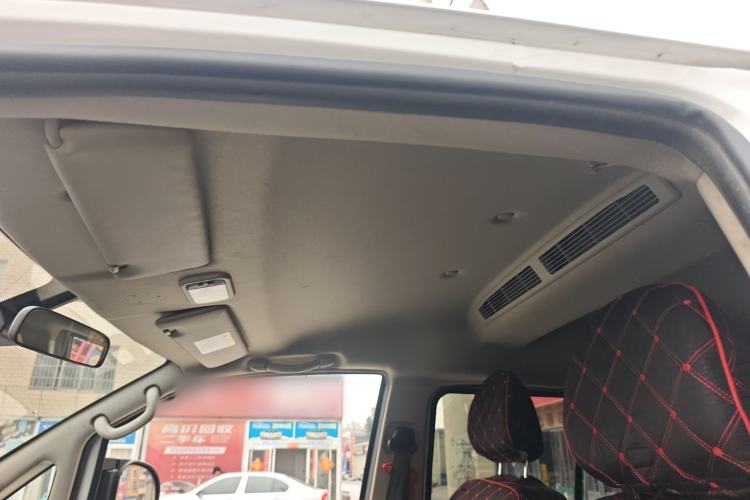 Used FORTHING Lingzhi M5 2022 Passenger Version Standard Model 7-Seater Headliner