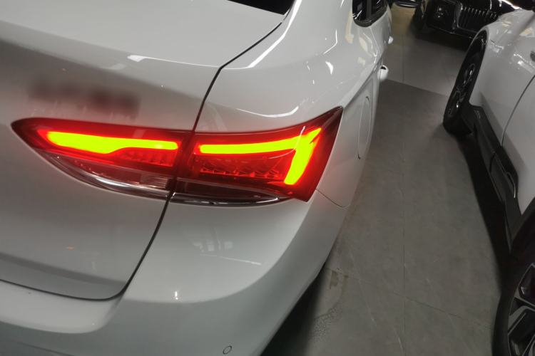 Used Buick GT 2021 Revised Version Flagship 1.5L Automatic Elite Edition Right Rear Taillight