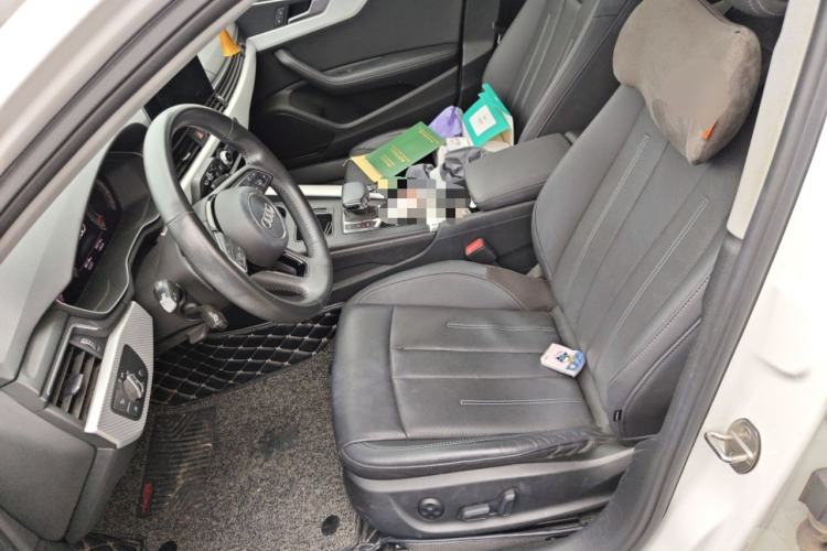 Used Audi A4L 2020 40 TFSI Fashionable and Elegant Model