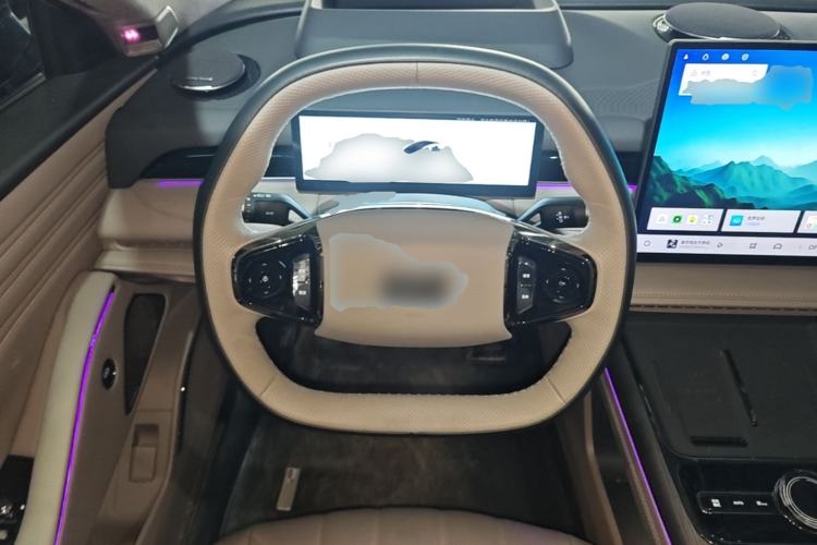 Used Geely Galaxy 8 2025 130km EM-P Starship Edition
