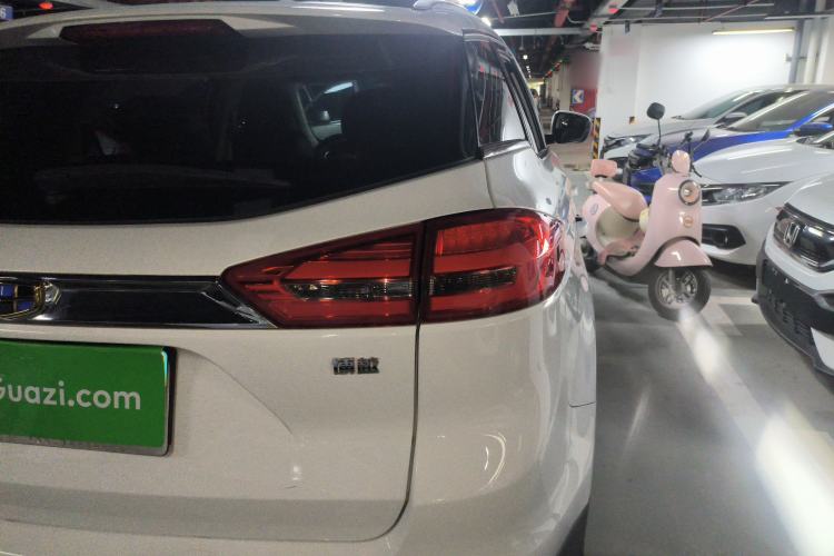 Used Geely Auto Emgrand X7 Sport 2016 2.0L Manual ZhiShang Version