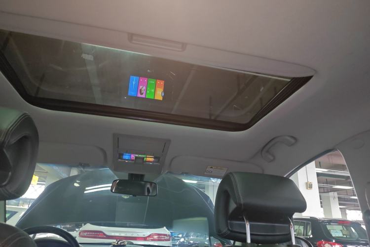 Used Chevrolet Captiva 2015 2.4L Two-Wheel Drive Urban Version 7 Seats Headliner