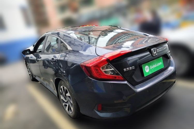 Used Honda Civic 2016 220TURBO Manual Luxury Edition Rear Left 45 Deg