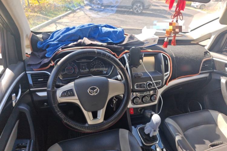 Used HYOSOW H3 2015 1.5L manual luxury version