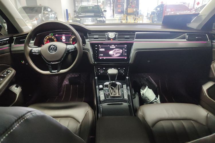 Used Volkswagen Phideon 2021 380TSI Luxury Edition
