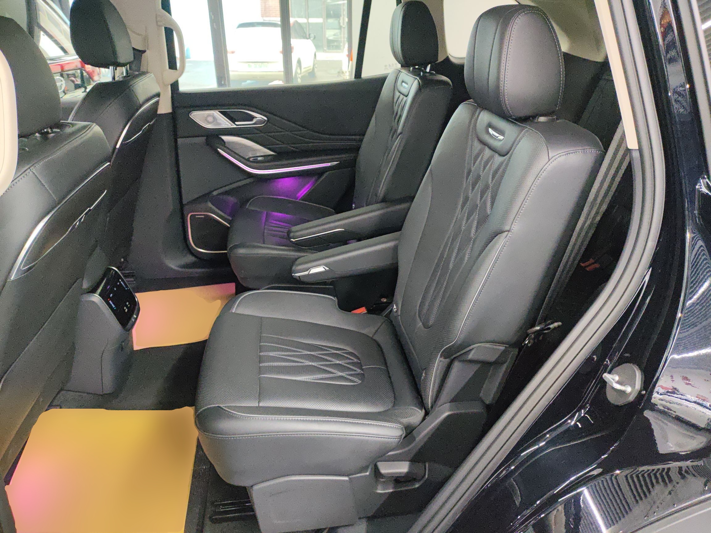 Hongqi HS7 PHEV 2024 2.0T PHEV Four-Wheel Drive Flagship Edition 6 Seats — снимка 20