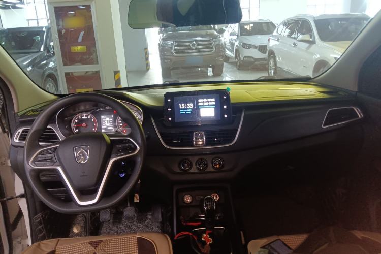 Used Baojun 730 2019 1.5L Manual Fashion Model 7-seater China VI