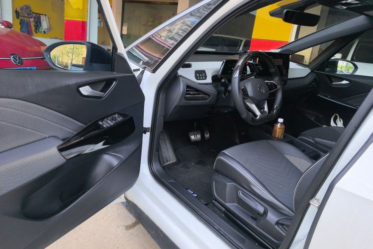 Used Volkswagen ID.3 2024 Pure & Smart Edition Driver Seat