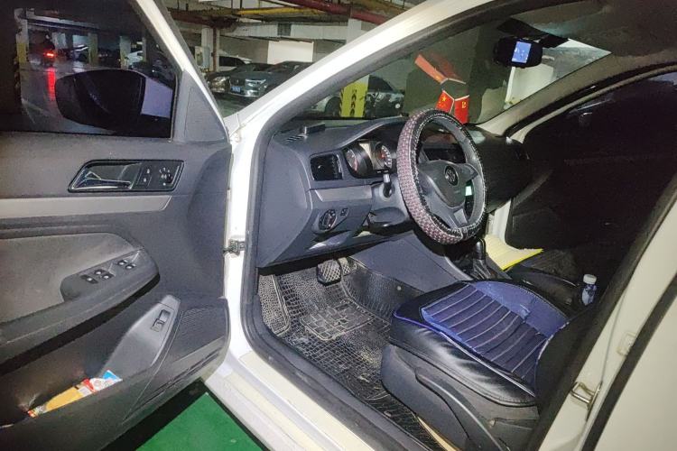 Used Volkswagen Lavida 2017 1.6L Automatic Fashion Edition
