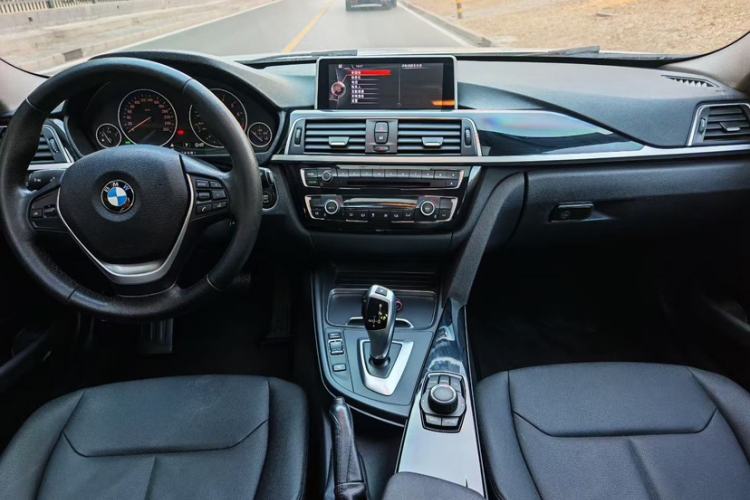 Used BMW 3 Series 2016 316i Fashion Model