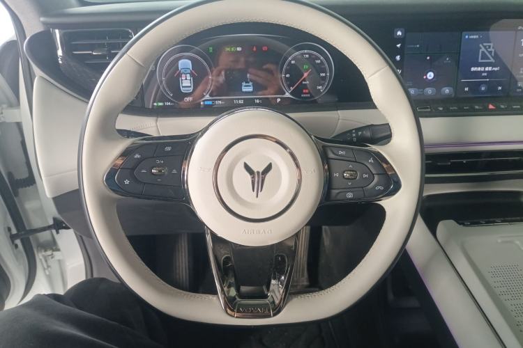 Used VOYAH FREE 2025 318 318 km Rear-Drive Touring Edition
