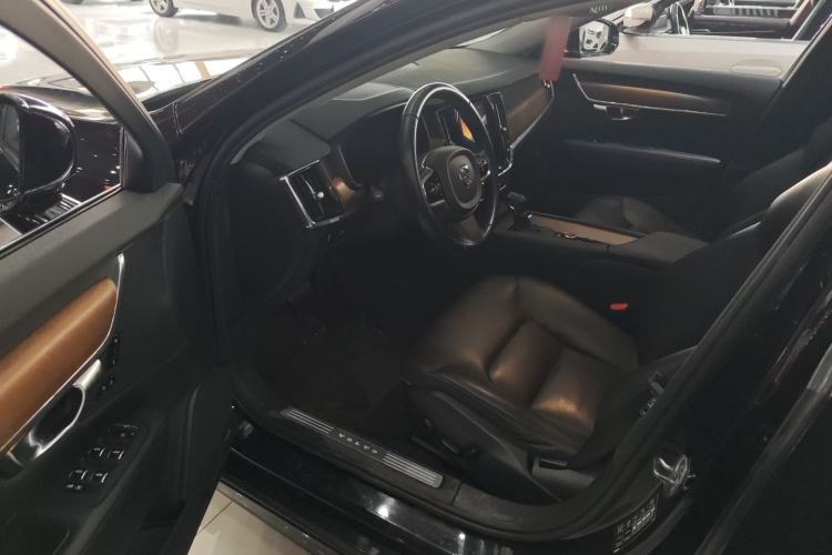 Used Volvo S90 2020 T5 Zhiyi Luxury Edition