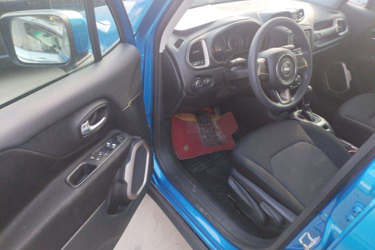 Used Jeep Renegade 2017 180T Automatic High-Energy Version