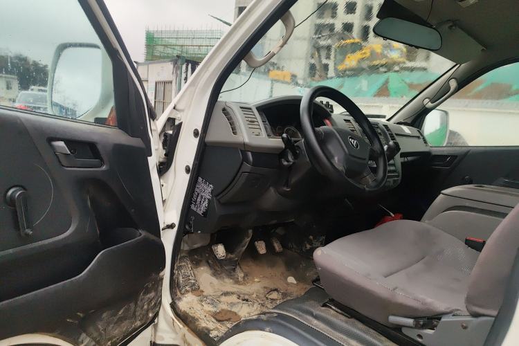 Used Foton Scenic G7 2017 2.0L Long-Wheelbase Commercial Van High-Roof Version 4 Seats 4Q20M