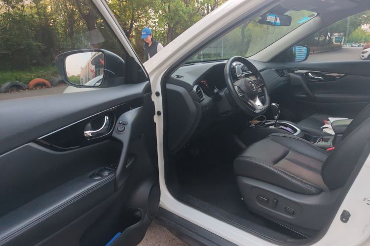 Used Nissan X-Trail 2020 2.0L XL Premium CVT 2WD SmartConnect Luxury Edition
