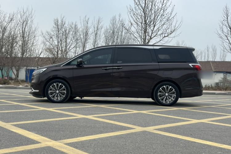 Used Buick GL8 2021 ES Landtrek 653T Luxury Model