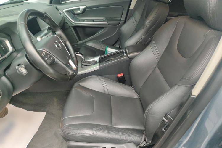 Used Volvo S60 2018 S60L T5 Intelligent Drive Progressive Edition
