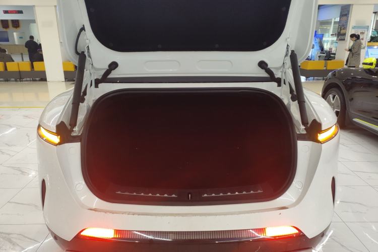 Used Avatr 11 2022 Ultra-Long Range Dual-Motor Luxury Edition 4 Seats
