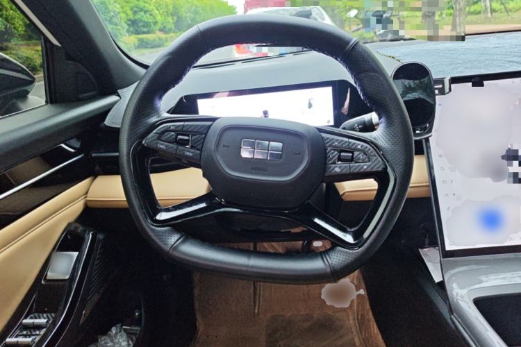 Used Geely Galaxy L6 2023 60km PLUS