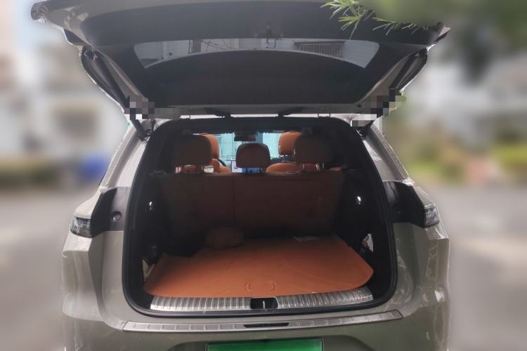 Used Li Auto L6 2024 Pro Model
