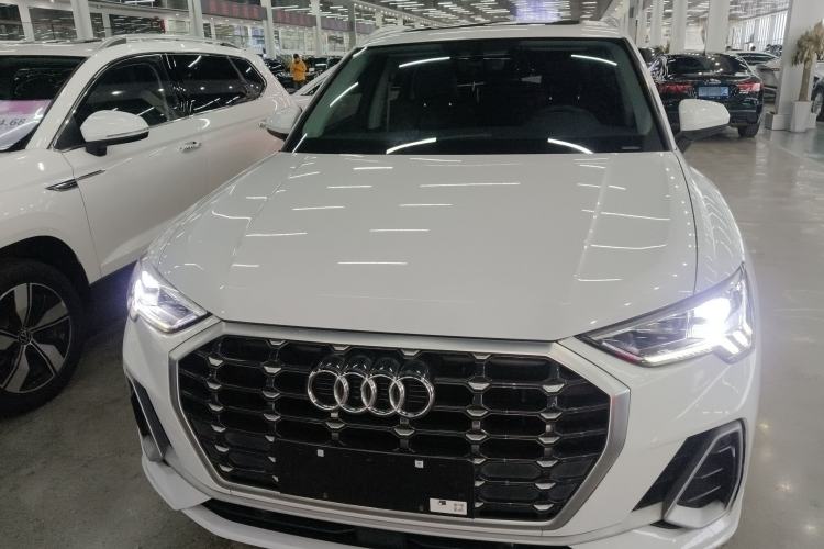 Used Audi Q3 2021 35 TFSI Fashion Dynamic Model