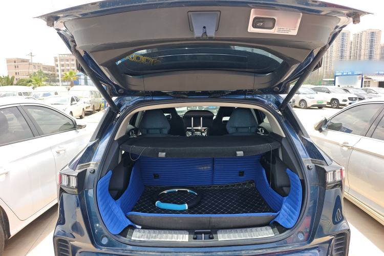 Used Lynk & Co 06 2021 1.5T Shero Pink Special Edition Trunk