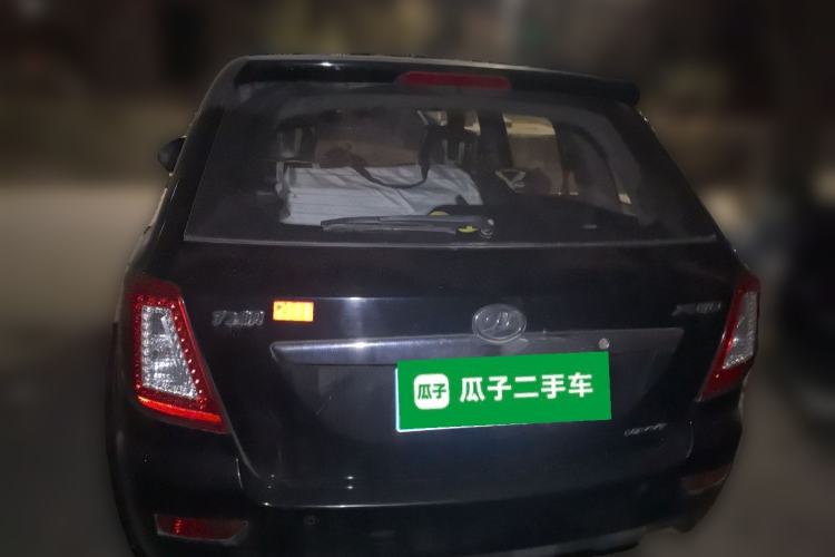 Used Lifan Auto X60 2012 Discovery Edition 1.8L Manual Luxury Model
