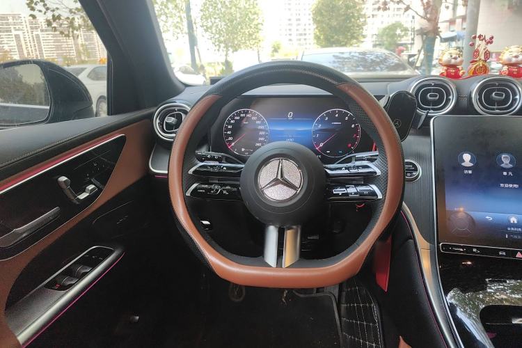 Used Mercedes-Benz GLC 2024 GLC 260 L 4MATIC Luxury Model 5 Seats