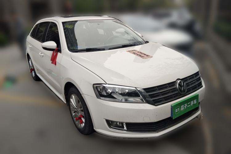 Used Volkswagen Gran Lavida 2013 1.6L Automatic Comfort Model Front Right 45 Deg