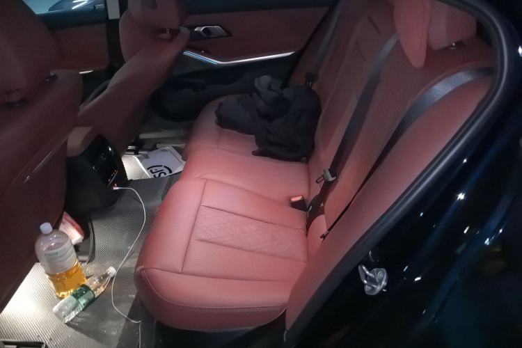 Used BMW i3 2024 eDrive 35 L
