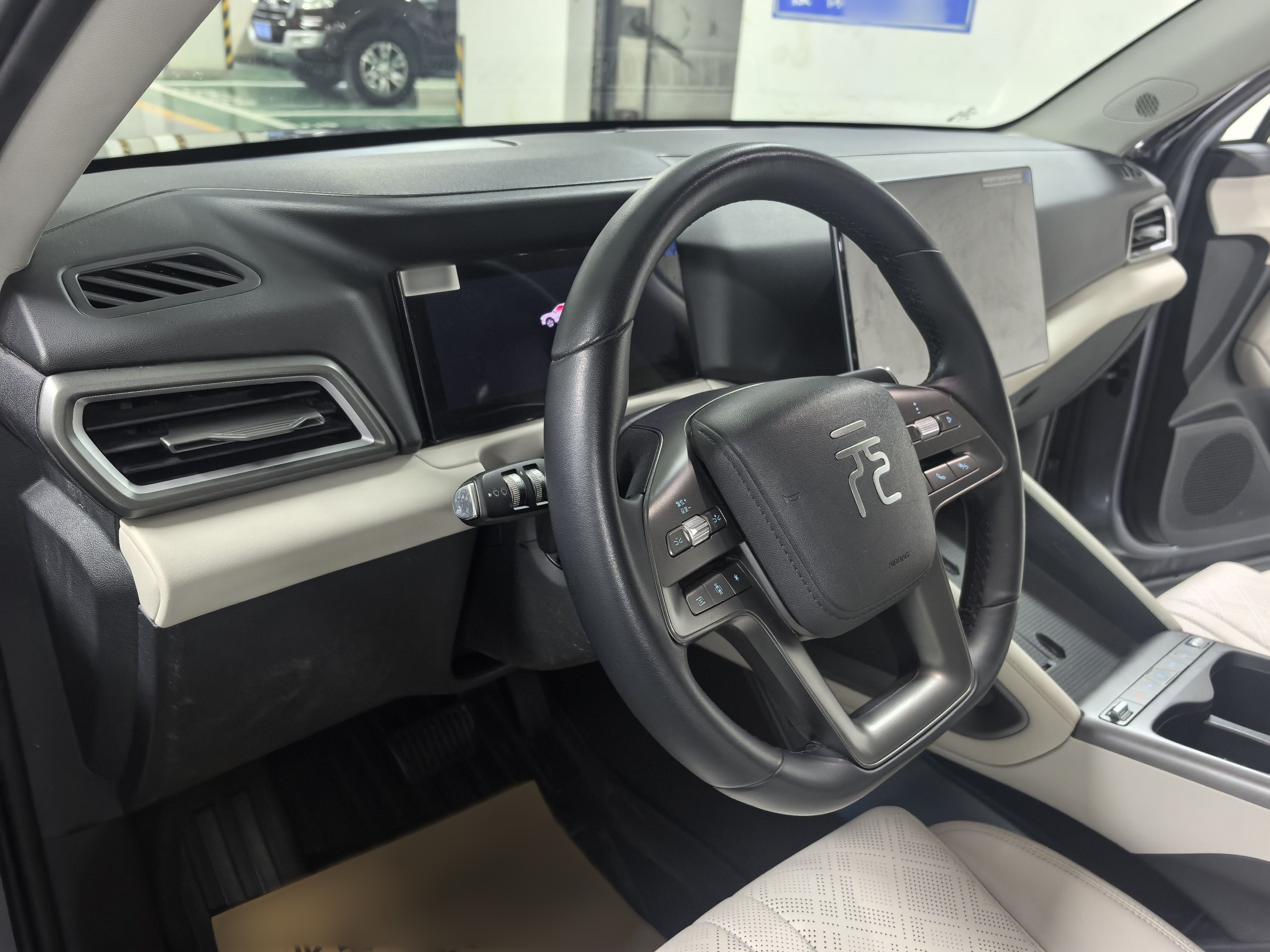 BYD Yuan UP 2025 Intelligent Driving Version 401 KM Dynamic Edition — снимка 12