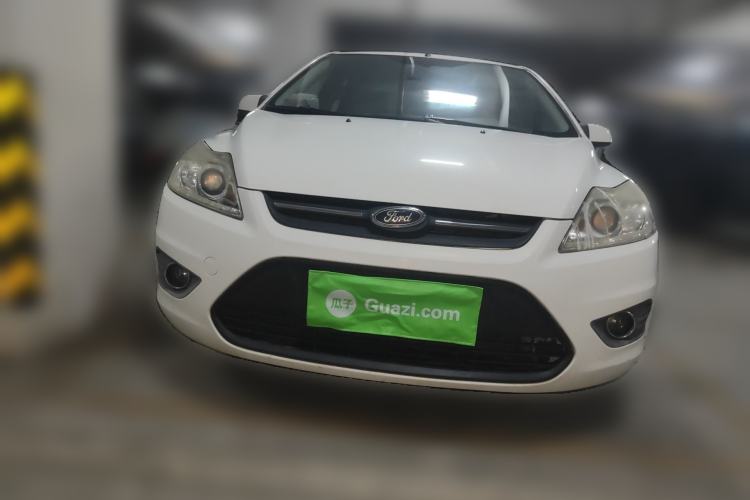 Used Ford Focus 2013 Sedan Classic 1.8L Manual Base Model
