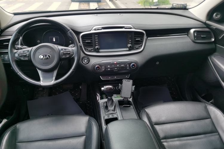 Used Kia Sorento 2015 Sorento L 2.2T Diesel 4WD Elite Edition 7 Seats China IV Standard