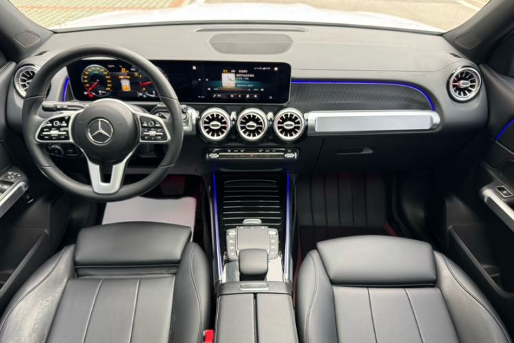 Used Mercedes-Benz GLB 2020 Updated GLB 200 Dynamic Edition Interior 1