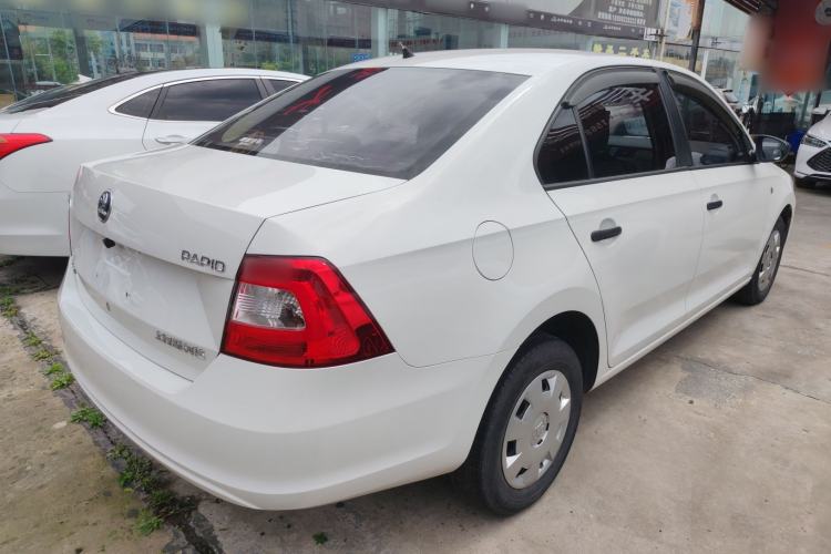 Used Skoda Rapid 2016 1.6L Manual Front-Wheel-Drive Version Rear Right 45 Deg