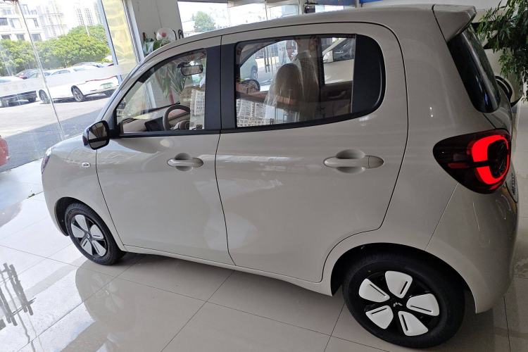 Used Wuling Hongguang MINIEV 2025 Four-Door Version Advanced Edition