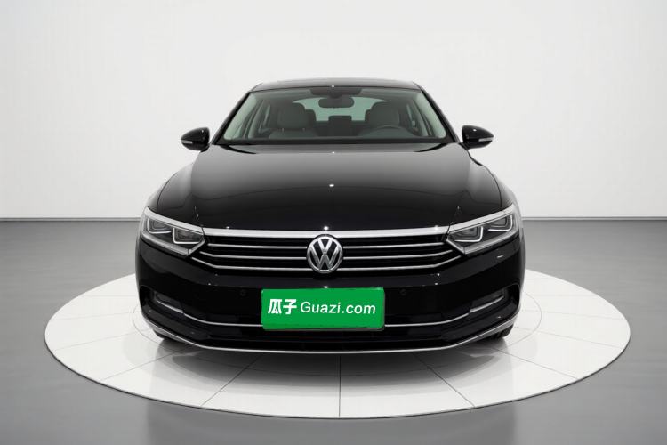 Used Volkswagen Magotan 2018 330TSI DSG Luxury Model Exterior 1