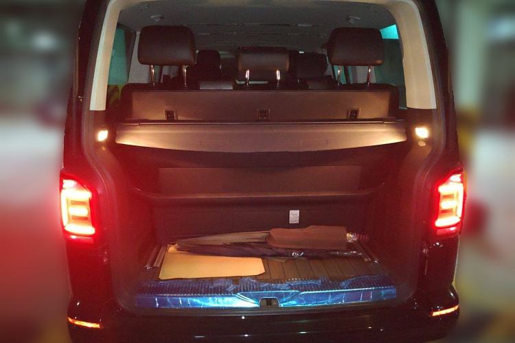 Used Volkswagen Multivan 2018 2.0 TSI Four-Wheel Drive Comfort Edition 7-Seater Trunk