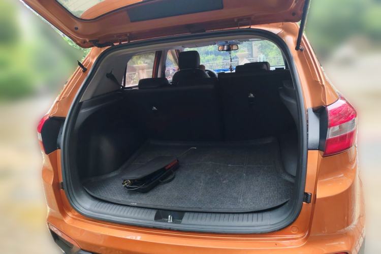 Used Hyundai ix25 2015 1.6L Automatic Two-Wheel-Drive Deluxe DLX Model Trunk