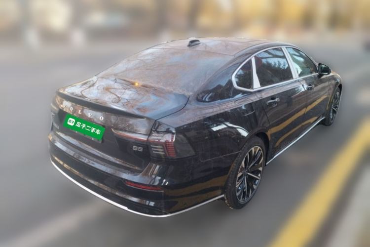 Used Volvo S90 2026 B5 Zhiyuan Luxury Edition