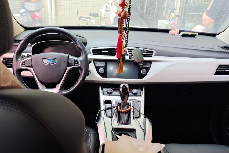 Used Geely Auto Emgrand X7 Sport 2018 Revised Version 1.8TD Automatic Two-Wheel Drive Smart Connectivity 4G-Enabled Edition