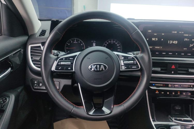 Used Kia KX3 2020 1.5L CVT Trend Edition
