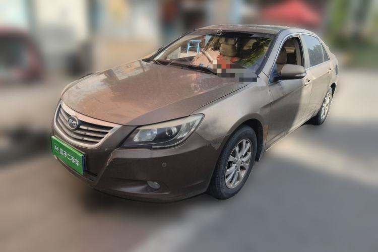 Used BYD G6 2013 1.5TI Manual Luxury Model