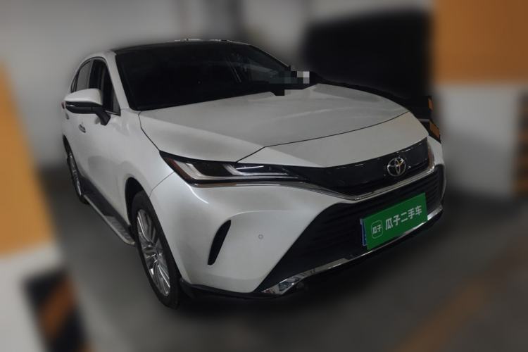 Used Toyota Harrier 2022 2.0L CVT Two-Wheel Drive Deluxe Edition
