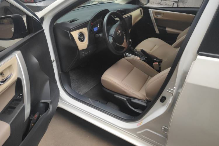 Used Toyota Levin 2017 Revised 185T CVT Elite Edition China V Standard Driver Seat