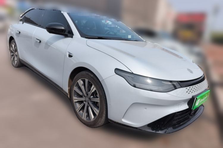 Used Leapmotor C01 2023 Range-Extended 316 Smart Edition Front Right 45 Deg